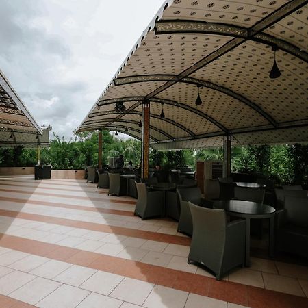 Sādri Pride Resort & Convention Center Ranakpur Near Ranakpur Dam מראה חיצוני תמונה