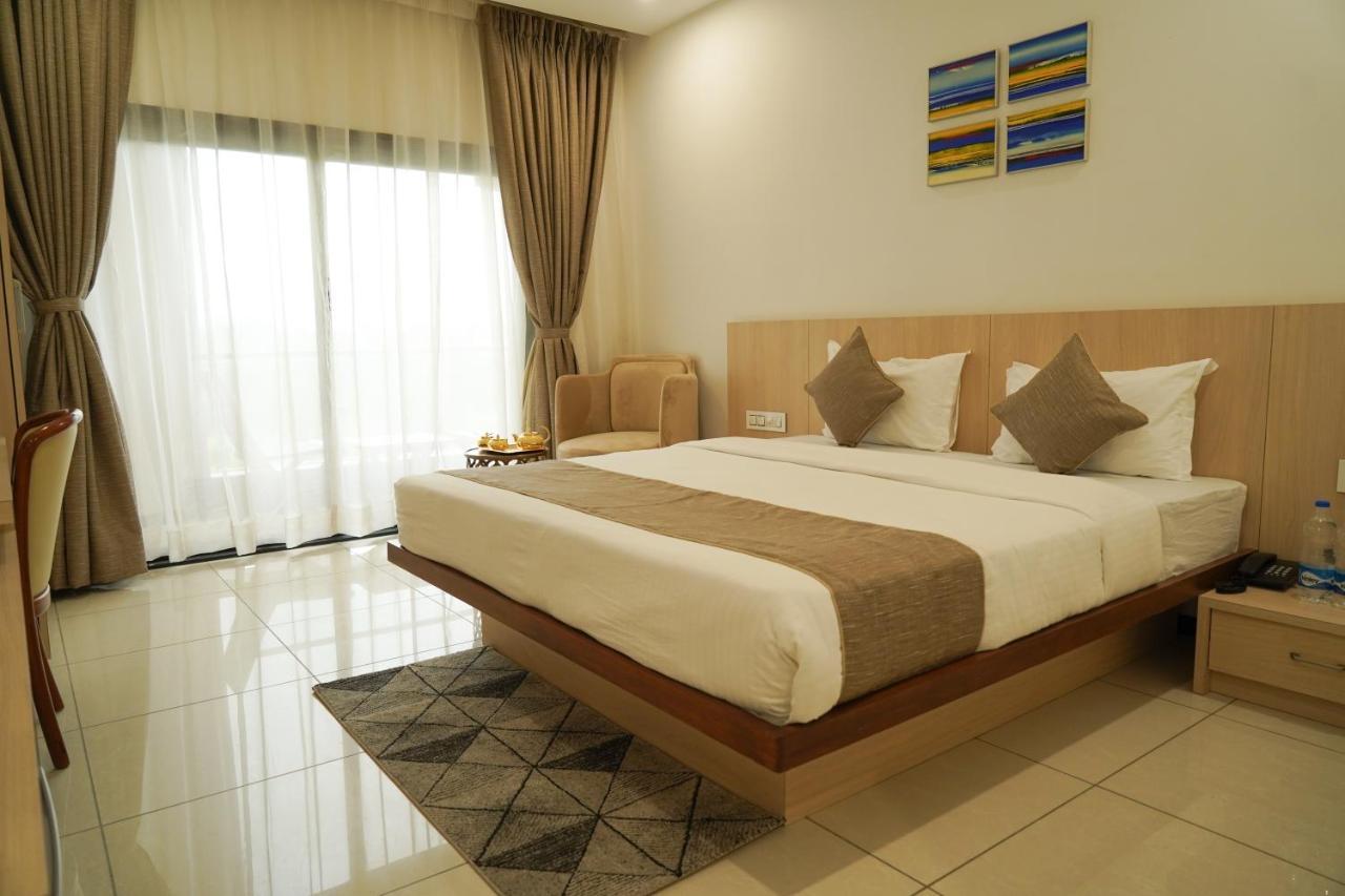 Sādri Pride Resort & Convention Center Ranakpur Near Ranakpur Dam מראה חיצוני תמונה