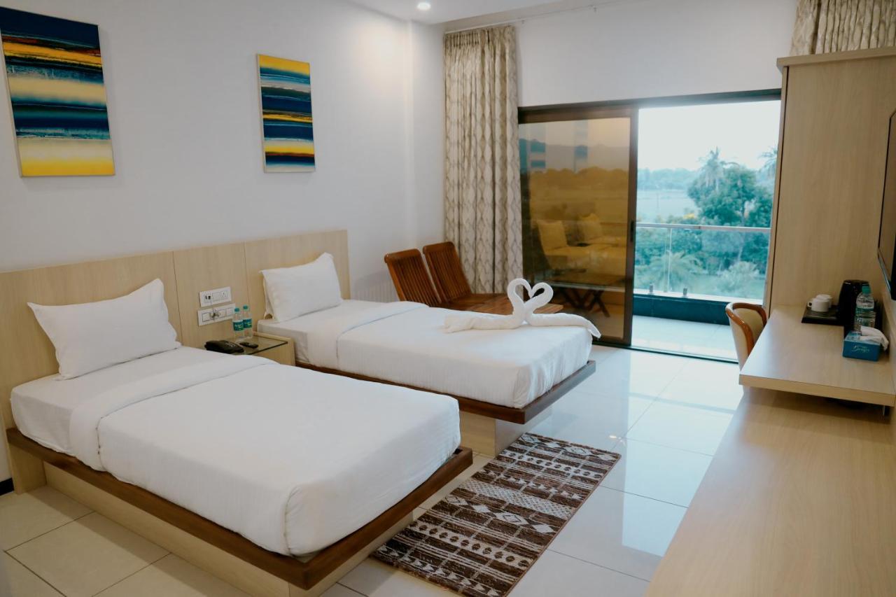 Sādri Pride Resort & Convention Center Ranakpur Near Ranakpur Dam מראה חיצוני תמונה
